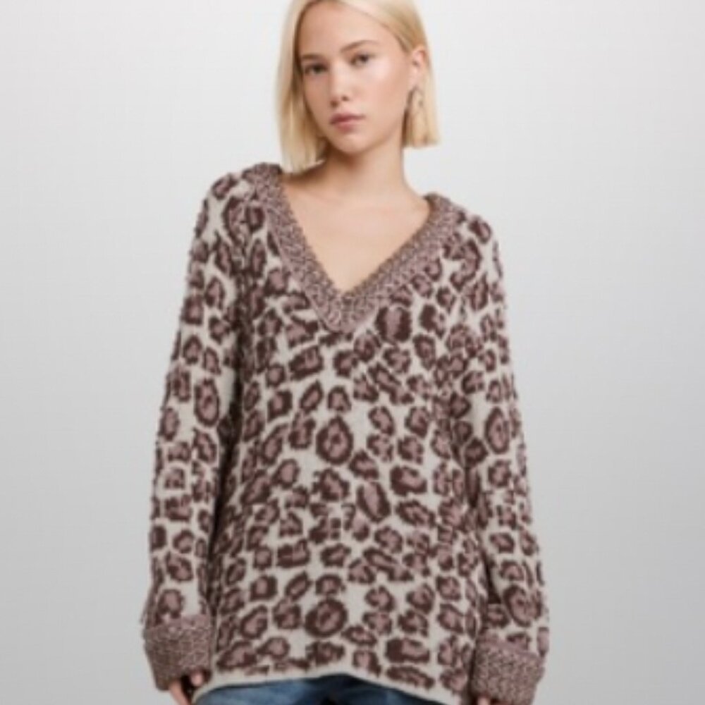 FREE PEOPLE Little Animal Leopard Pullover Sweater - Picture 4 of 10